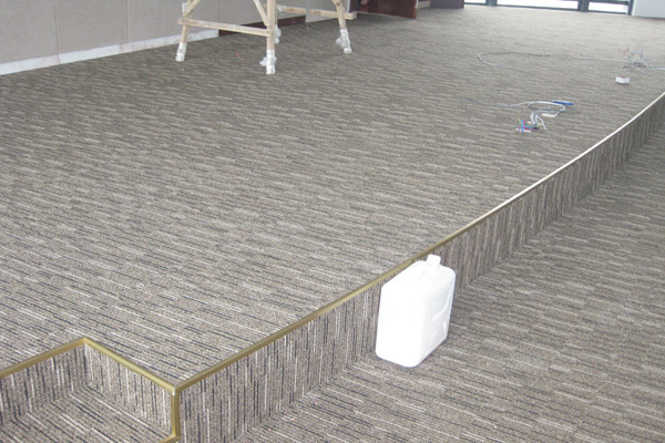 会议室方块地毯